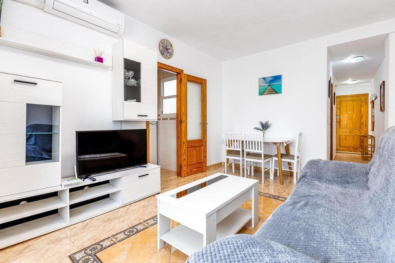 Сomfortable Apartament Caballero De Rodas Torrevieja Zewnętrze zdjęcie