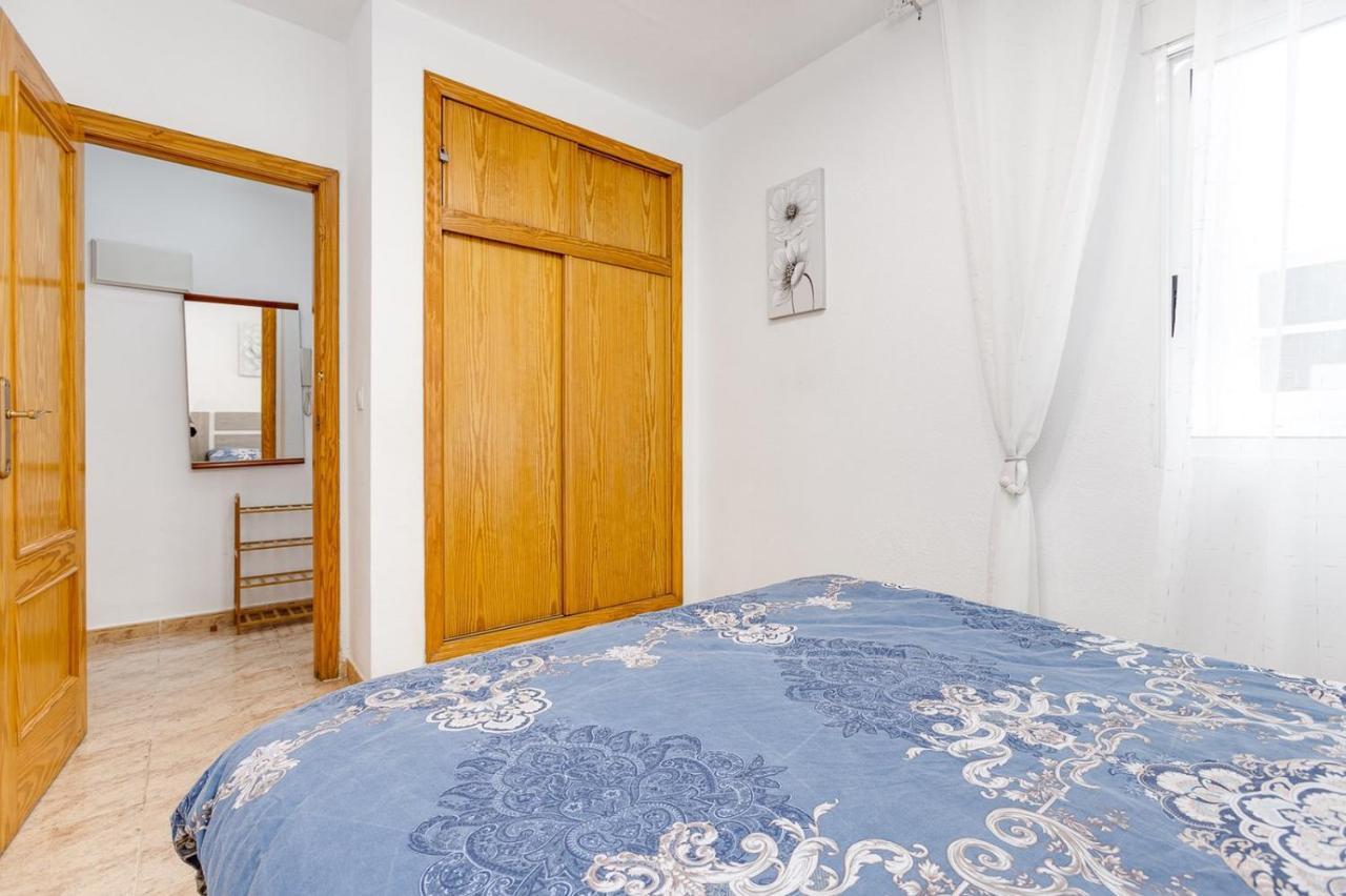 Сomfortable Apartament Caballero De Rodas Torrevieja Zewnętrze zdjęcie