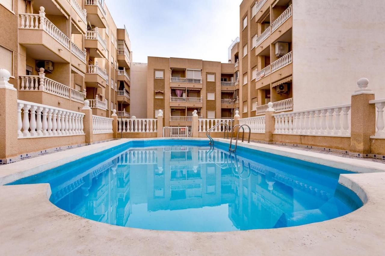 Сomfortable Apartament Caballero De Rodas Torrevieja Zewnętrze zdjęcie