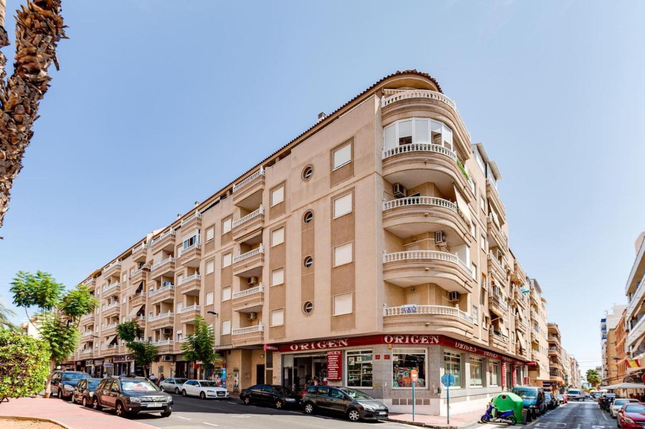 Сomfortable Apartament Caballero De Rodas Torrevieja Zewnętrze zdjęcie